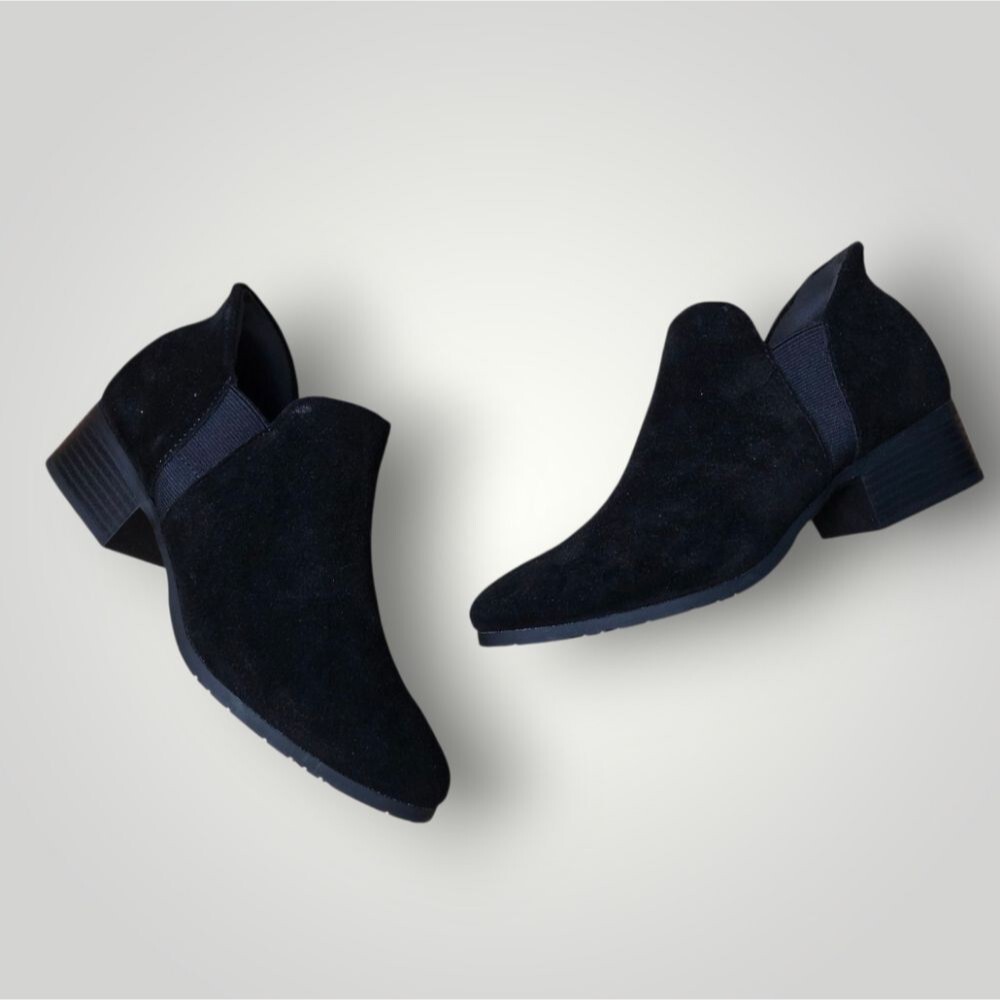 Kenneth Cole Reaction Black Ankle Boots Size 6